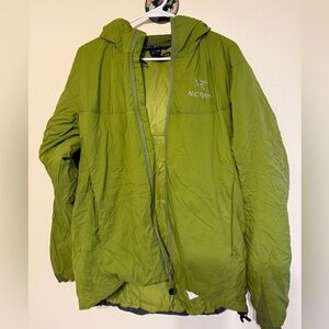 Arc'teryx Men's Atom Heavyweight waterproof insulated Hoody